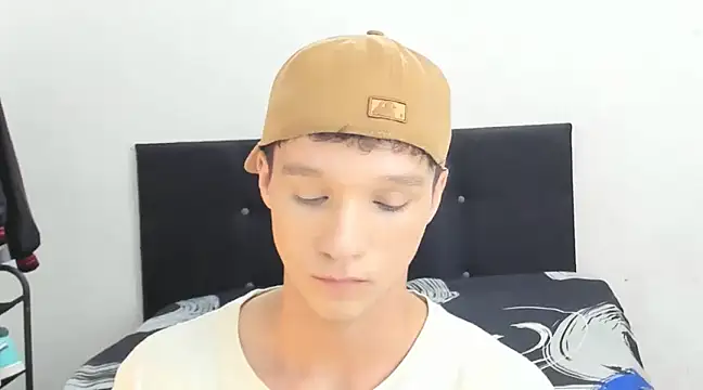 angelcortes online show from 01-16-25, 05:55