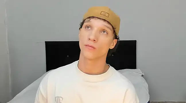 angelcortes online show from 03-21-25, 03:57