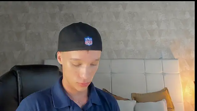 angelcortes online show from 01-11-26, 07:30