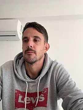 julian333 online show from 03-15-25, 01:40