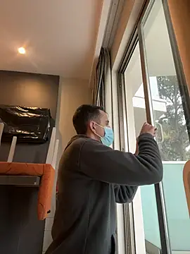 julian333 online show from 03-17-25, 06:40