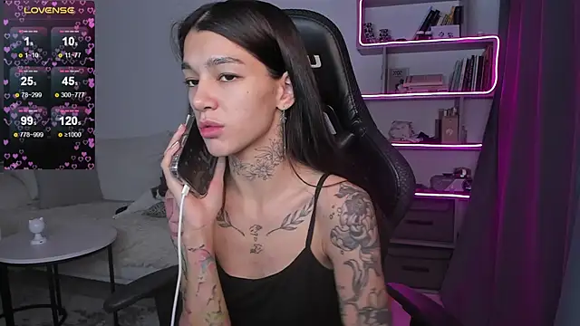 vinkitinkii online show from 12-26-24, 07:13