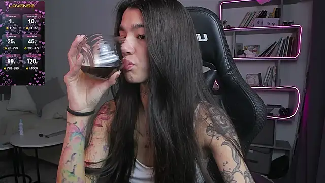 vinkitinkii online show from 02-23-25, 08:06