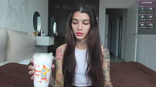 vinkitinkii online show from 10-13-25, 06:57