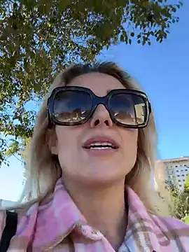 petrouchkaaa  online show from 12-21-24, 11:11