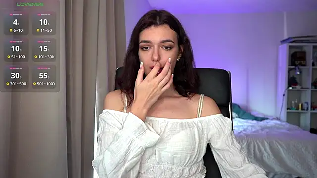 Snapshot of olivia_jeas chatting on 10-22-25, 09:14 olivia jeas online show from 10-22-25, 09:14