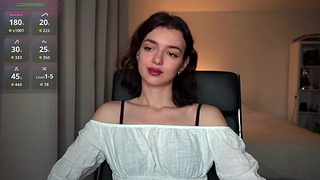 Snapshot of olivia_jeas chatting on 11-26-25, 12:22 olivia jeas online show from 11-26-25, 12:22