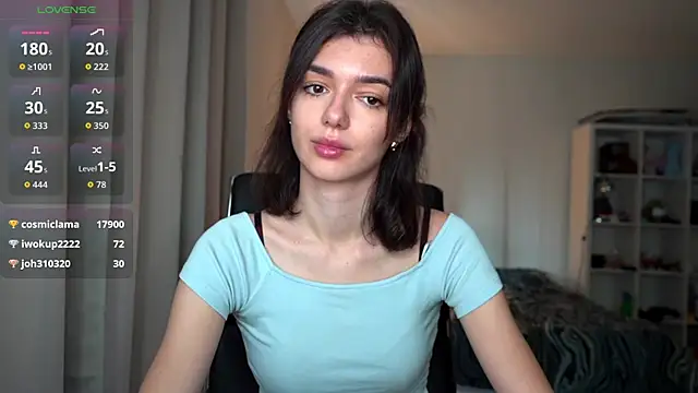 Snapshot of olivia_jeas chatting on 11-29-25, 10:02 olivia jeas online show from 11-29-25, 10:02