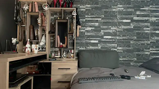 Mistress Miry online show from 12-26-24, 07:35