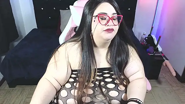 Snapshot of anacohen chatting on 03-08-25, 04:56 anacohen online show from 03-08-25, 04:56