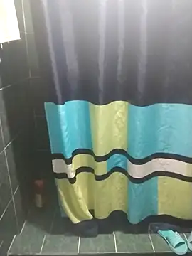 Snapshot of Renooo04 chatting on 02-25-26, 06:56 Renooo04 online show from 02-25-26, 06:56