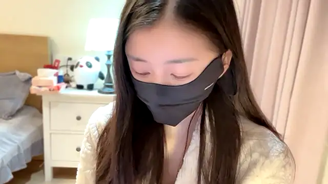 A-xena online show from 02-09-25, 01:56