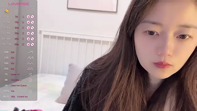 A-xena online show from 03-01-25, 02:48