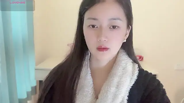 A-xena online show from 11-13-25, 06:12