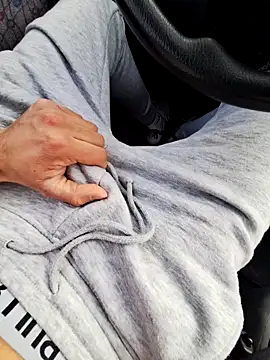 Snapshot of _badboyyy_6969 chatting on 02-21-26, 10:38 badboyyy 6969 online show from 02-21-26, 10:38