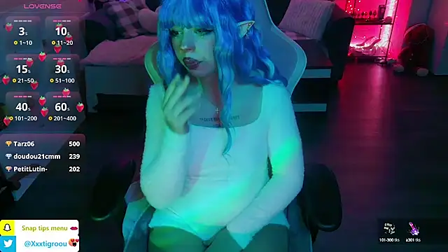 PetiteAngel666 online show from 01-22-25, 03:52