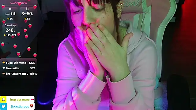 PetiteAngel666 online show from 01-23-25, 03:05