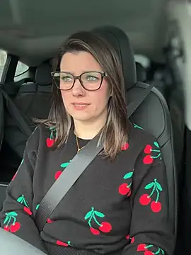 Snapshot of LadyLena1 chatting on 01-04-25, 09:09 LadyLena1 online show from 01-04-25, 09:09