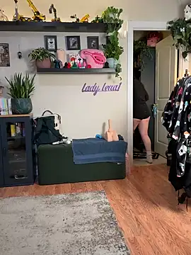 Snapshot of LadyLena1 chatting on 01-08-25, 03:08 LadyLena1 online show from 01-08-25, 03:08