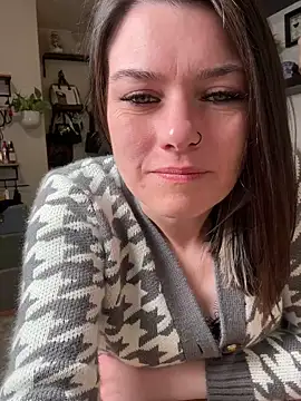 Snapshot of LadyLena1 chatting on 01-19-25, 03:08 LadyLena1 online show from 01-19-25, 03:08