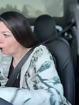 Snapshot of LadyLena1 chatting on 01-19-25, 04:14 LadyLena1 online show from 01-19-25, 04:14