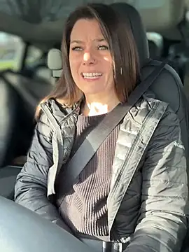 Snapshot of LadyLena1 chatting on 03-08-25, 04:28 LadyLena1 online show from 03-08-25, 04:28