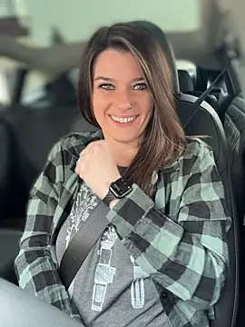 Snapshot of LadyLena1 chatting on 03-09-25, 08:10 LadyLena1 online show from 03-09-25, 08:10