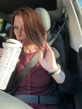 Snapshot of LadyLena1 chatting on 09-28-25, 12:38 LadyLena1 online show from 09-28-25, 12:38