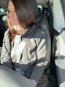 Snapshot of LadyLena1 chatting on 10-15-25, 06:08 LadyLena1 online show from 10-15-25, 06:08