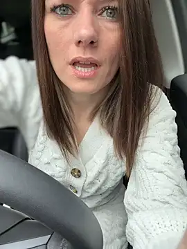 Snapshot of LadyLena1 chatting on 11-22-25, 07:13 LadyLena1 online show from 11-22-25, 07:13