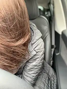 Snapshot of LadyLena1 chatting on 12-14-25, 07:18 LadyLena1 online show from 12-14-25, 07:18