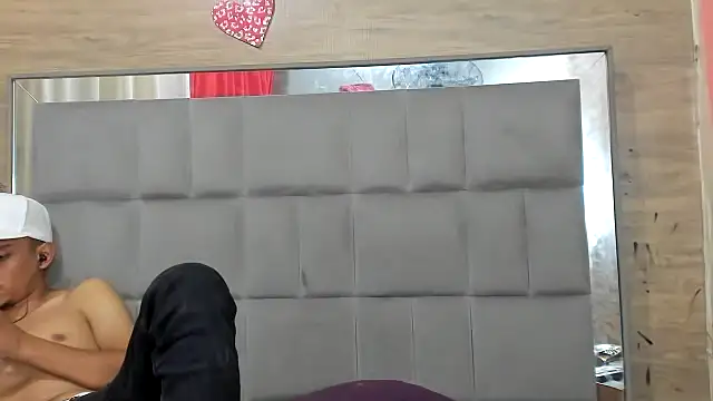 Snapshot of chicasirbo chatting on 11-11-25, 09:26 chicasirbo online show from 11-11-25, 09:26