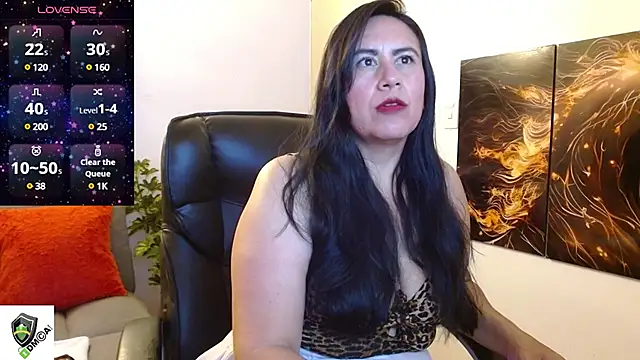 Snapshot of amalia_brunette chatting on 02-22-25, 11:03 amalia brunette online show from 02-22-25, 11:03