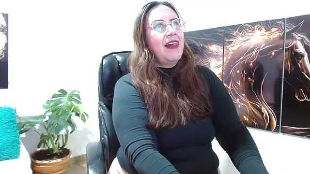 amalia brunette online show from 04-18-26, 09:37