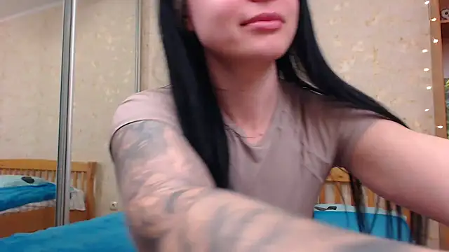 JuicyJess online show from 02-02-25, 10:49