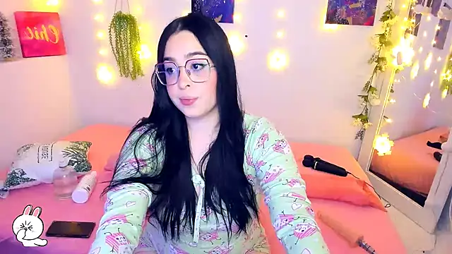 Snapshot of Elisa_miller chatting on 12-05-24, 05:15 Elisa miller online show from 12-05-24, 05:15