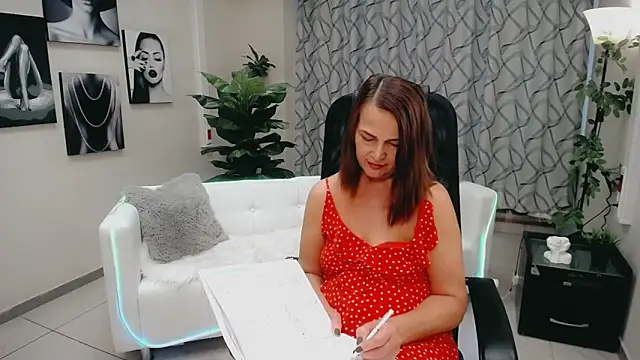 Favorite 0 online show from 11-14-25, 06:56