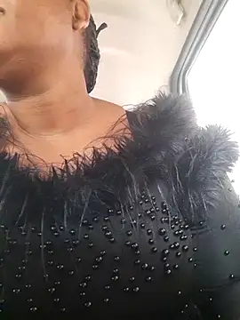 Snapshot of Bootyliciousbbw12 chatting on 10-21-25, 05:52 Bootyliciousbbw12 online show from 10-21-25, 05:52