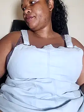 Snapshot of Bootyliciousbbw12 chatting on 05-04-26, 06:42 Bootyliciousbbw12 online show from 05-04-26, 06:42
