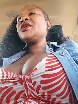 Snapshot of Bootyliciousbbw12 chatting on 05-27-26, 06:32 Bootyliciousbbw12 online show from 05-27-26, 06:32