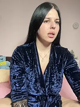 Annatrybebetter online show from 12-12-24, 08:43