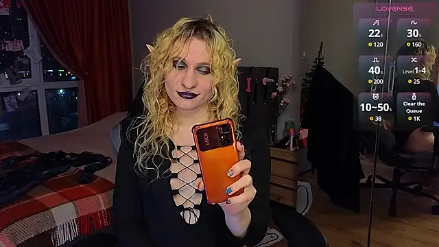 Snapshot of Lori_Myaf chatting on 02-01-25, 02:45 Lori Myaf online show from 02-01-25, 02:45