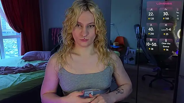 Snapshot of Lori_Myaf chatting on 03-18-25, 02:04 Lori Myaf online show from 03-18-25, 02:04