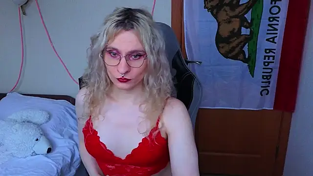 Snapshot of Lori_Myaf chatting on 03-03-26, 02:56 Lori Myaf online show from 03-03-26, 02:56