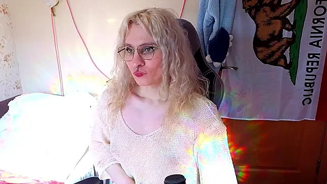 Lori Myaf online show from 03-28-26, 01:22