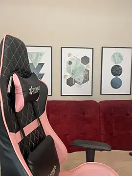 DianaHopson online show from 03-20-25, 01:59