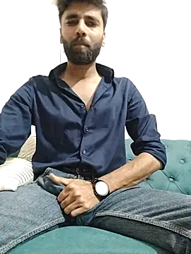 Snapshot of 18_couple_sex chatting on 07-18-26, 06:45 18 couple sex online show from 07-18-26, 06:45
