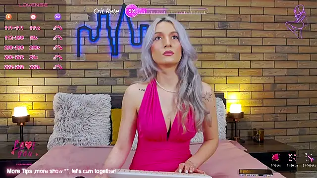 Snapshot of Ella_Charm chatting on 01-07-25, 06:56 Ella Charm online show from 01-07-25, 06:56