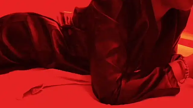 Snapshot of ROXYNL chatting on 02-16-25, 05:59 ROXYNL online show from 02-16-25, 05:59