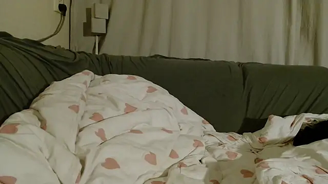 Snapshot of ROXYNL chatting on 02-21-25, 05:46 ROXYNL online show from 02-21-25, 05:46